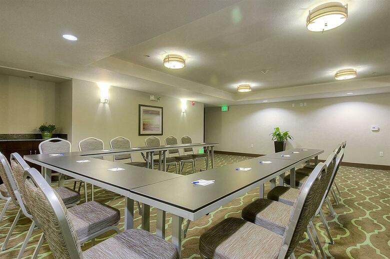 Holiday Inn Express Hotel & Suites Carlsbad Beach