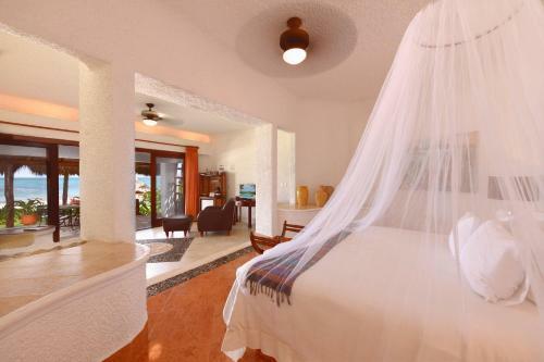 Hotel Kin Sol Soleil