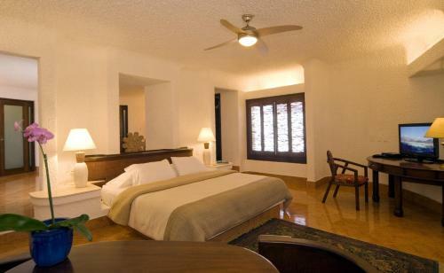 Hotel Kin Sol Soleil