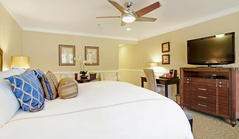 Posada Carriage House Inn