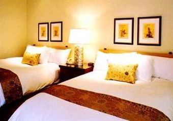 Hotel Tradewinds Carmel