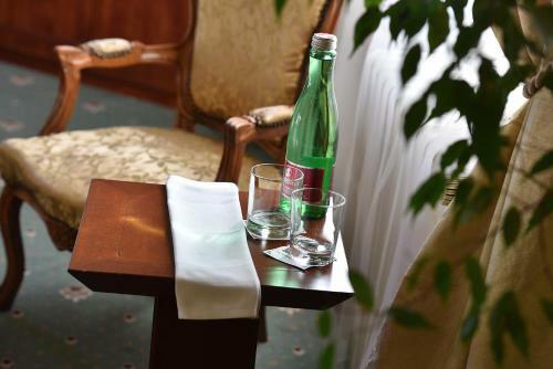 Hotel U 3 Pstrosu