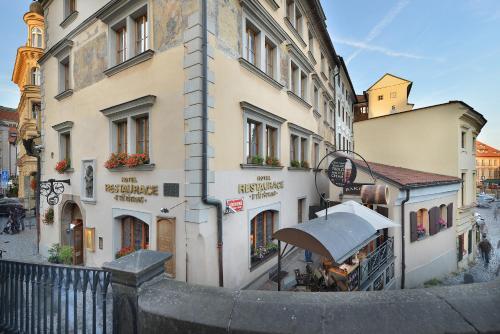 Hotel U 3 Pstrosu
