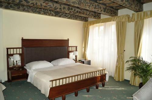 Hotel U 3 Pstrosu