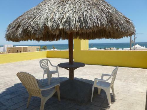 Casa Amarilla