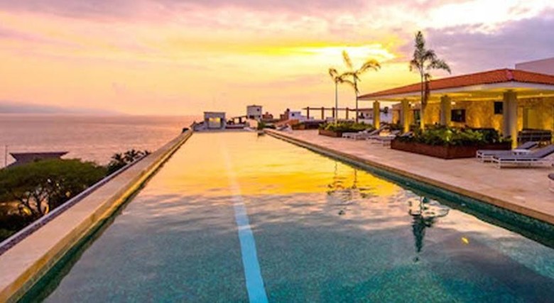 Apartamentos Luxury Puerto Vallarta Condo Romantic Zone