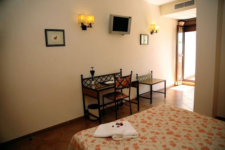 Hotel Ele Santa Barbara