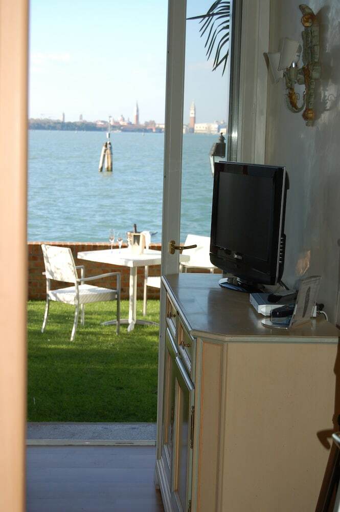 Hotel Villa Laguna