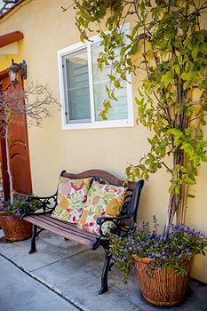 Posada Leucadia Beach Inn