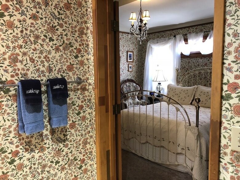 Country Inn Bed And Breakfast