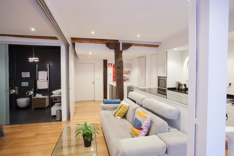 Baps Apartments