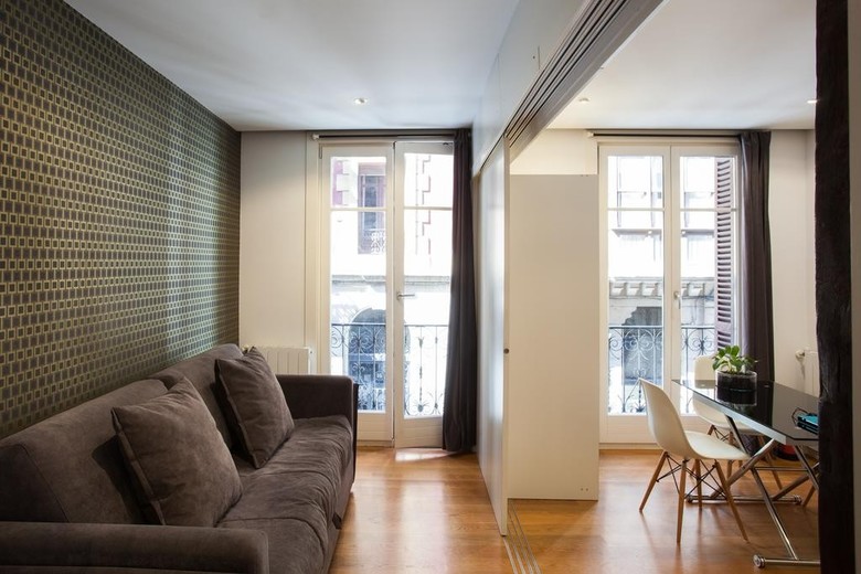 Baps Apartments