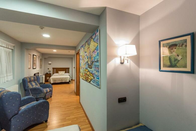Hostal Bego�a