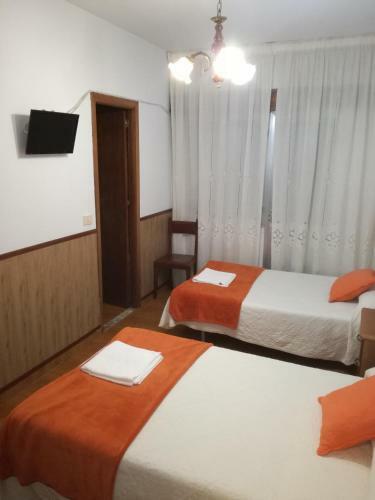 Hostal Los Trillizos