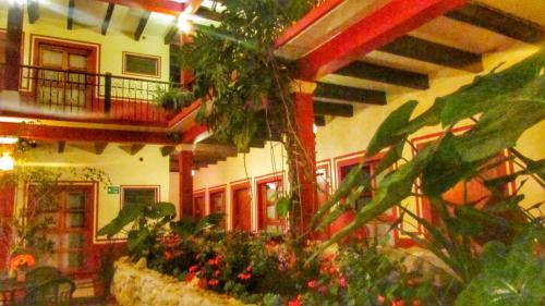 Hotel Real Del Valle
