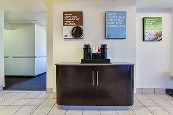 Motel 6 Gilroy