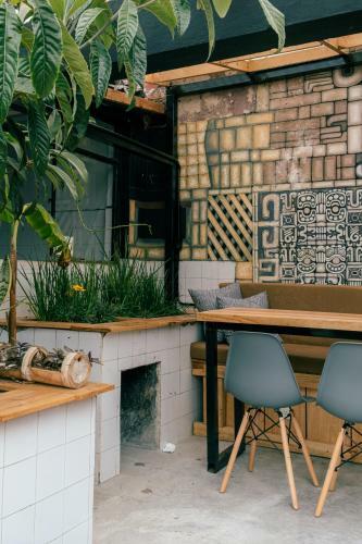 13 Cielos Hostel