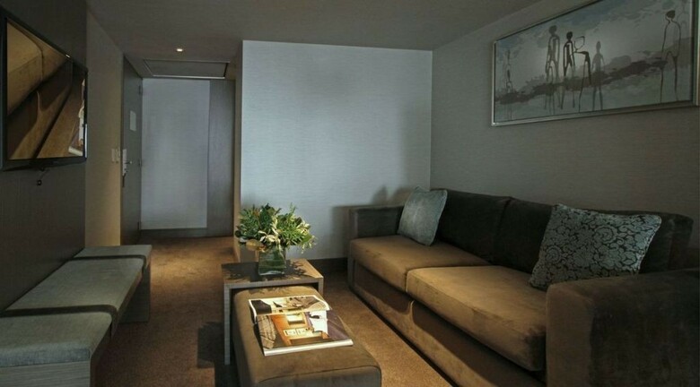 Recoleta Grand Hotel