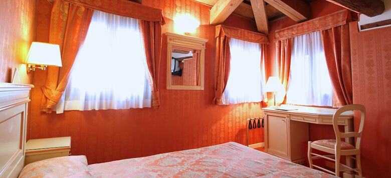 Hotel Lanterna Di Marco Polo
