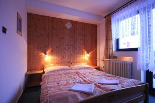 Hostal Pension Kub�t