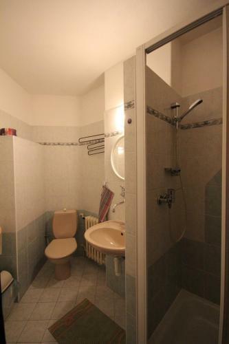 Hostal Pension Kub�t