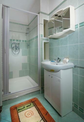Hostal Pension Jaruska