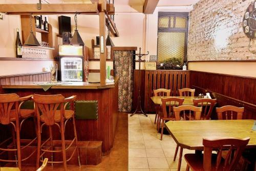 Hostal Penzion Uno