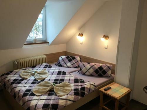 Hostal Penzion 103