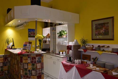 Hostal Sant Georg Garni