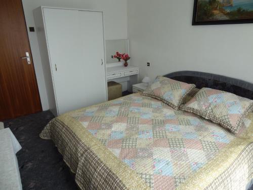 Hostal Pension Villa Hany