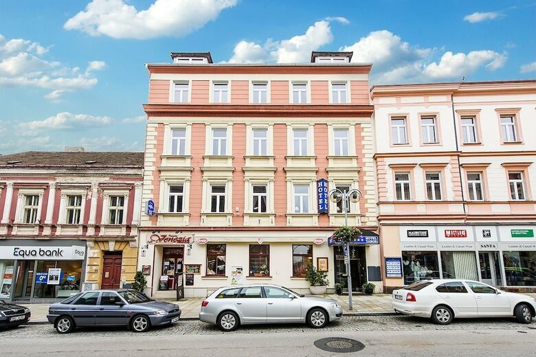 Hotel T�bor