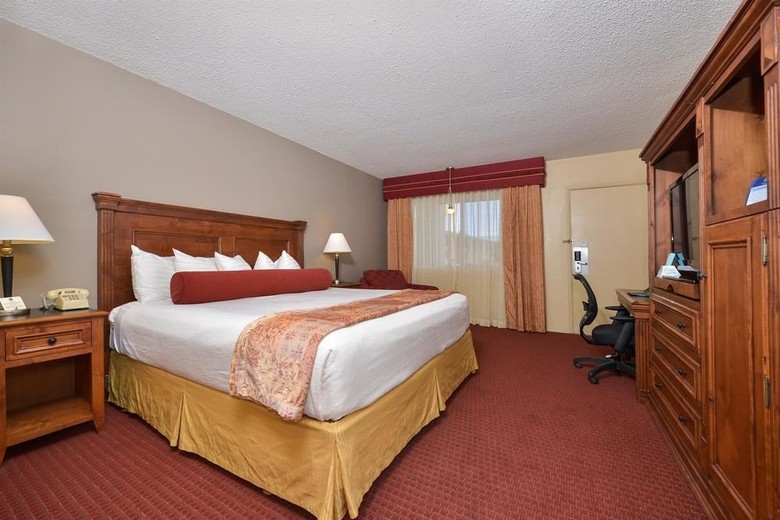 Hotel Best Western Plus King's Inn And Suites