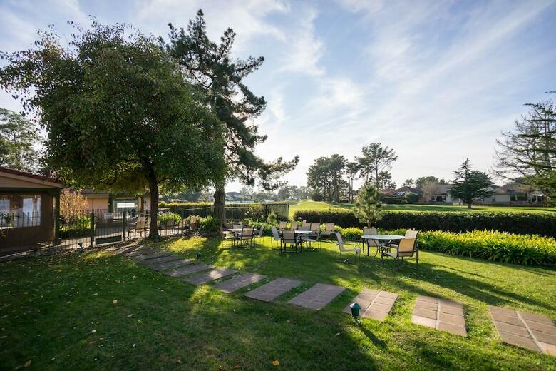 Hotel Half Moon Bay Lodge