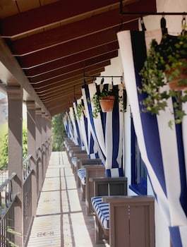 Hotel Casa Laguna Inn & Spa
