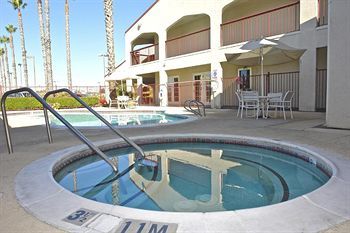 Motel 6 Lodi