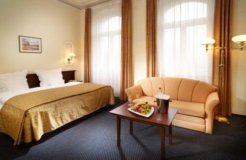 Hotel Excelsior