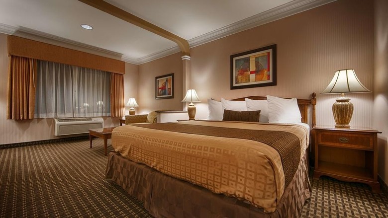 Best Western Plus Suites Hotel - Lax