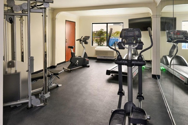 Best Western Plus Suites Hotel - Lax