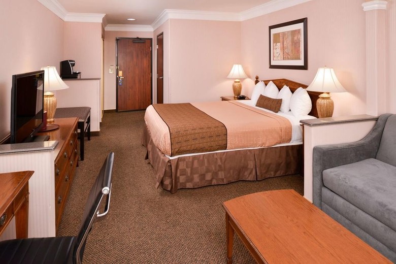 Best Western Plus Suites Hotel - Lax