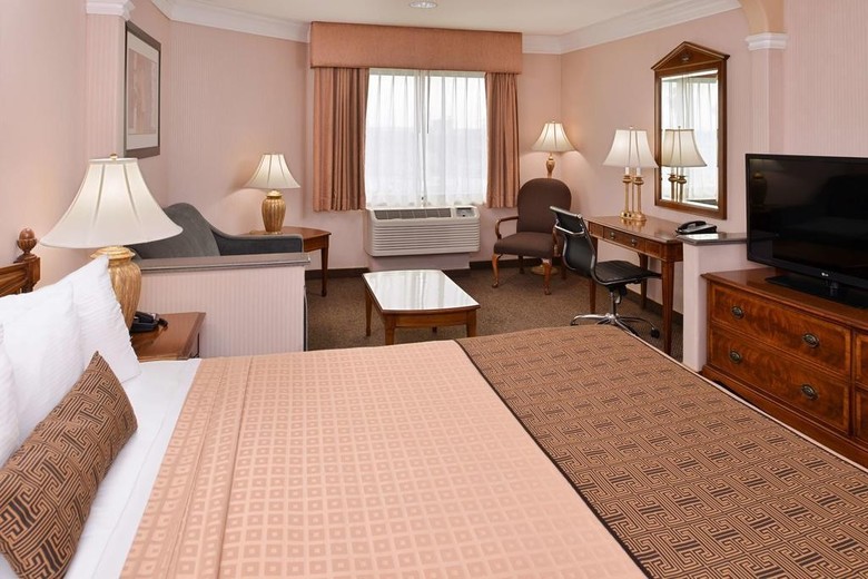 Best Western Plus Suites Hotel - Lax