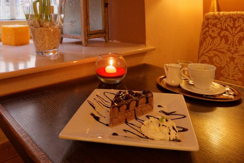 Hostal Enjoy Inn
