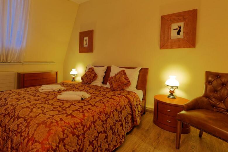 Hostal Enjoy Inn
