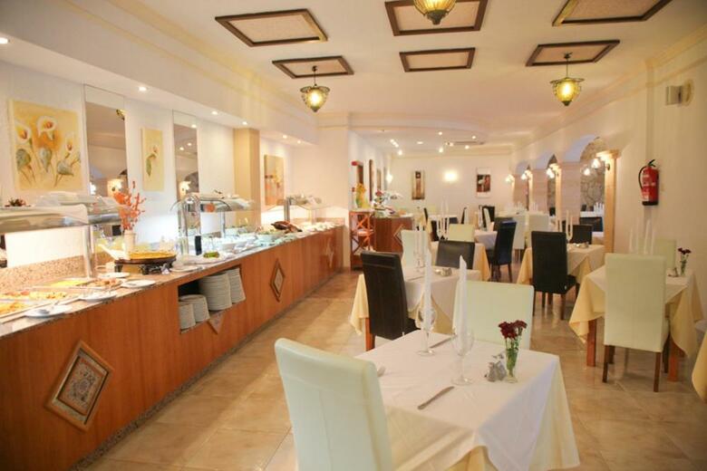 Hotel Cala Gat