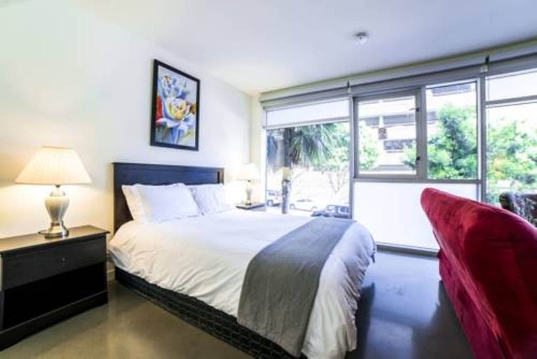 Wilshire Suite Apartment