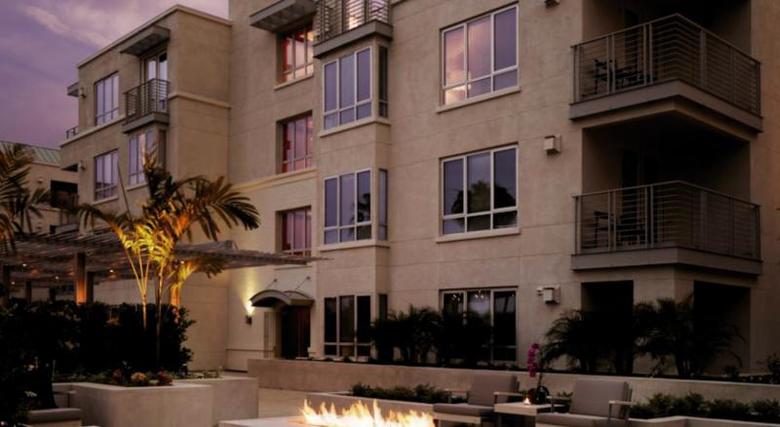 Aparthotel Aka Beverly Hills