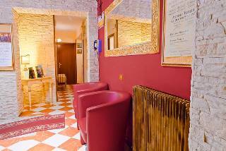 Hotel Henry