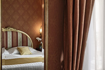 Hotel American Dinesen
