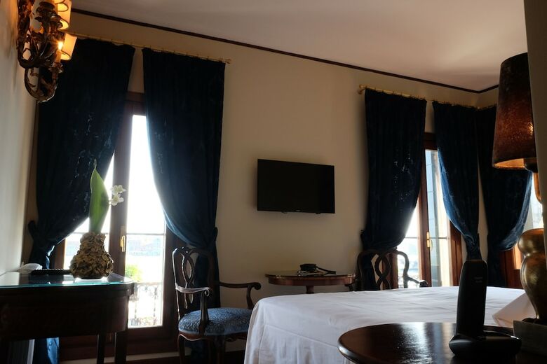 Hotel La Calcina Suites