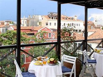 Hotel Ai Due Fanali