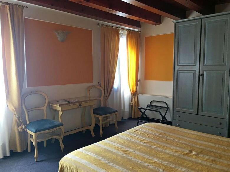 Hotel Alla Corte Rossa